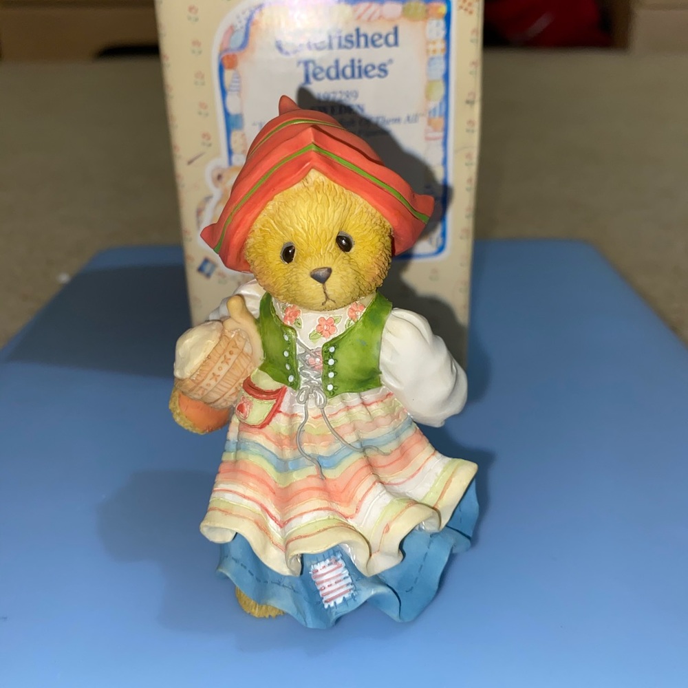 Cherished Teddies, Kerstin Sweden